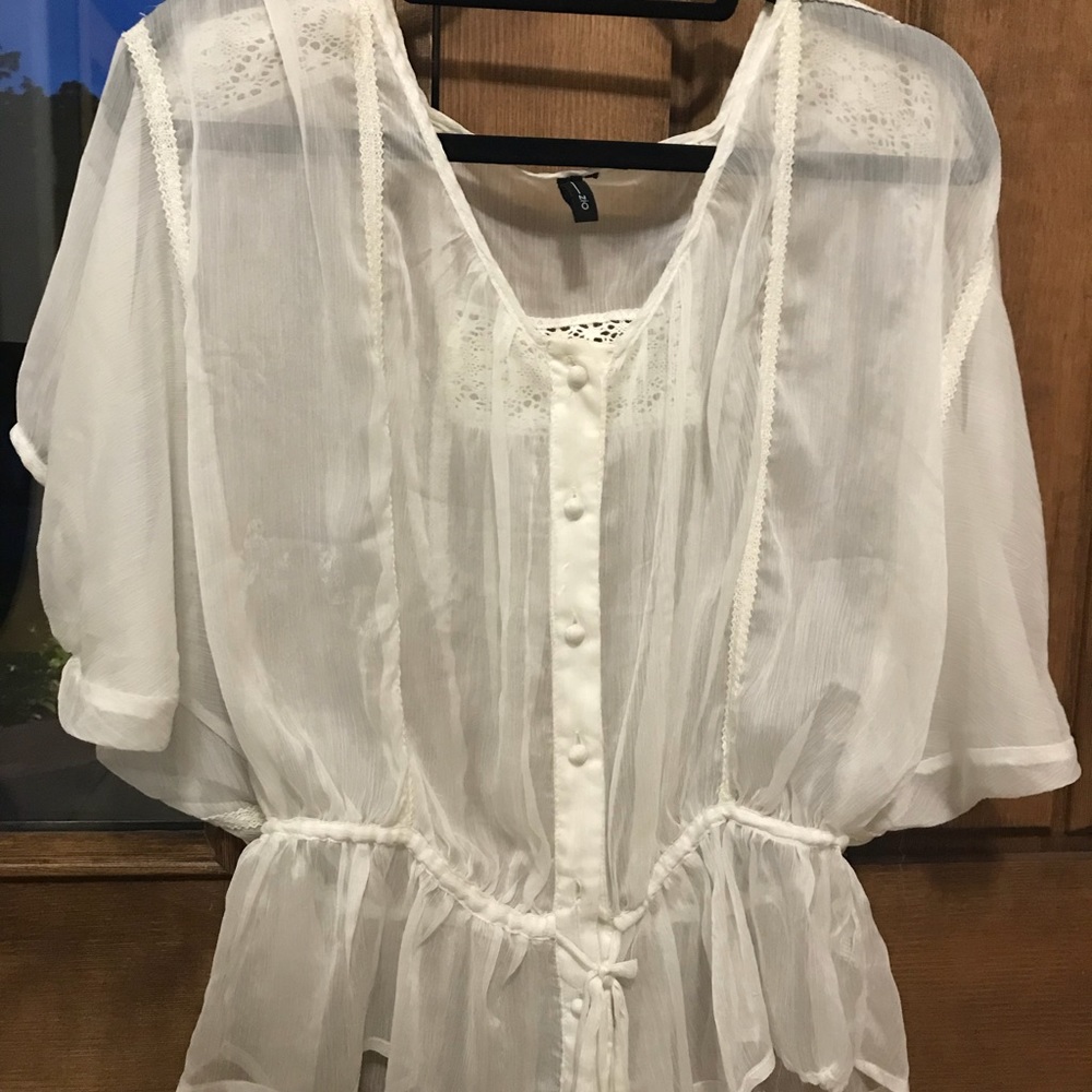 Flowly sheer short sleeve blouse